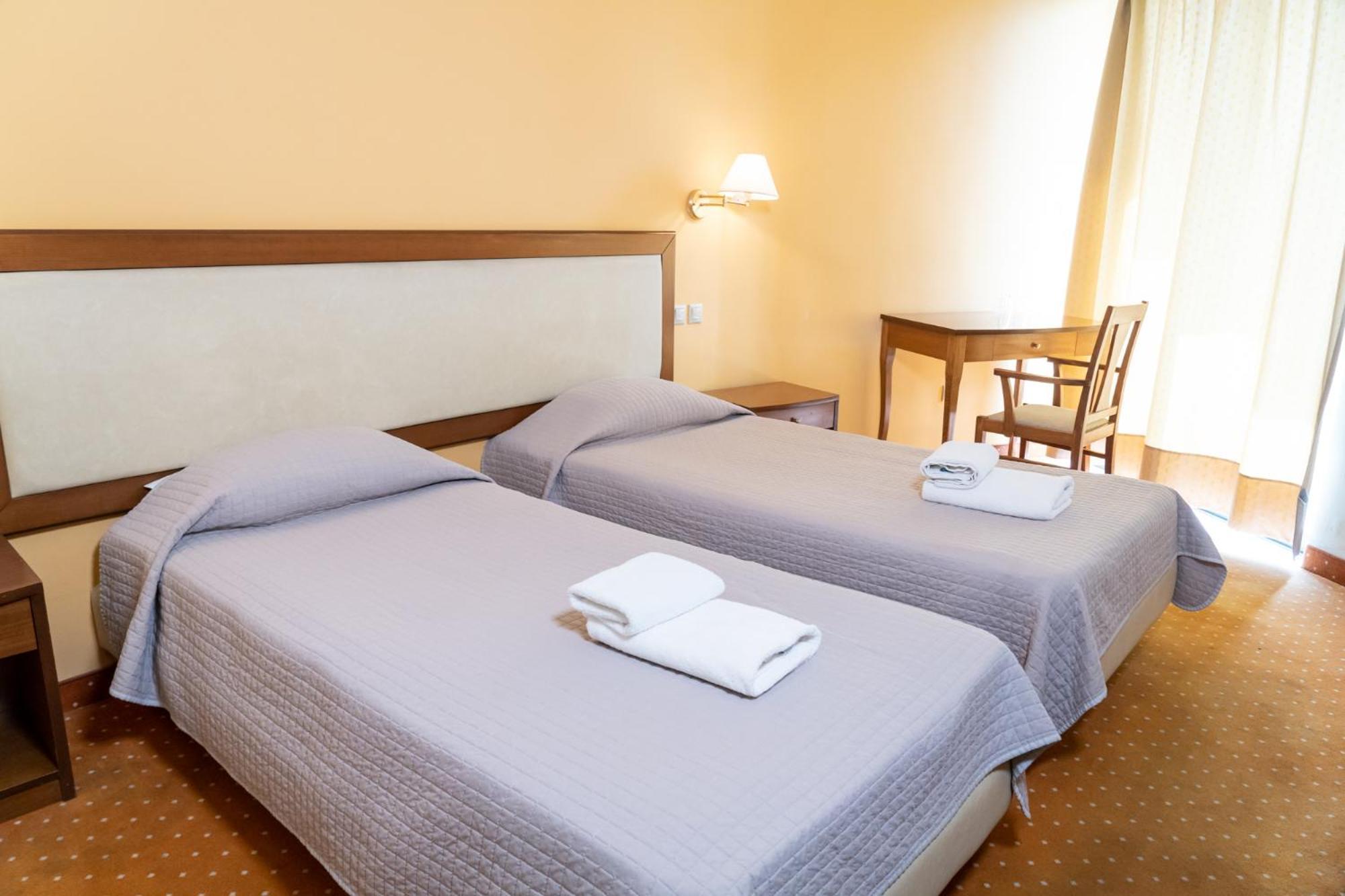 Four Seasons Hotel Athens Ngoại thất bức ảnh